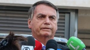 ‘Só discuto 2026 depois de 2024’, diz Jair Bolsonaro após elogiar Tarcísio e Caiado