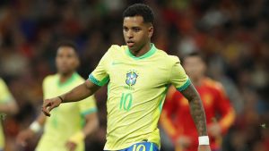 Rodrygo detona arbitragem em amistoso Brasil x Espanha