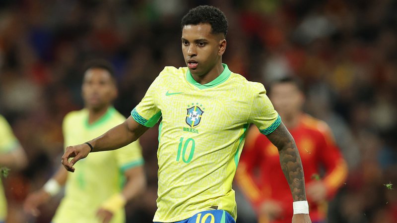 Rodrygo detona arbitragem em amistoso Brasil x Espanha