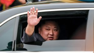 O ditador da Coreia do Norte, Kim Jong-un, supervisionou um exercício de simulação de "contra-ataque nuclear".