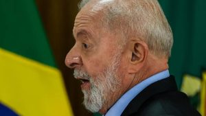 O presidente Luiz Inácio Lula da Silva minimizou qualquer tensão na articulação política do governo com o Congresso Nacional.