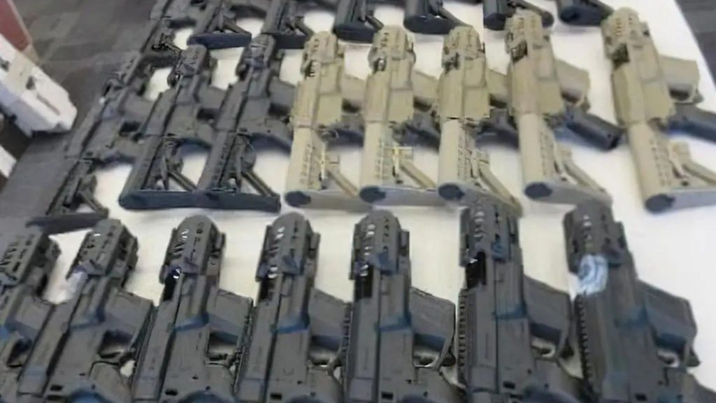 Operação da PF investiga tráfico internacional de armas para o Rio