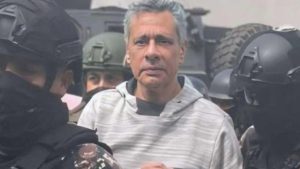 O ex-presidente Jorge Glas foi encontrado em sua cela, por volta das 8h30, desacordado; Ele se recusou a comer por 24 horas.