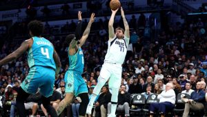 Desde sua segunda temporada na NBA, Luka Doncic tem revolucionado as expectativas em torno do Dallas Mavericks.