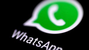 O serviço de mensagens instantâneas mais popular no Brasil, o Whatsapp, está fora do ar durante a tarde desta quarta-feira (3).
