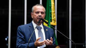 Marinho elogia ato pró-Bolsonaro e defende liberdade de expressão