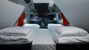Hospedagem de luxo: Boeing 747 possui 33 quartos e suíte na cabine
