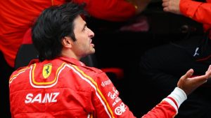 F1: Sainz admite conversas com “praticamente todas as equipes”