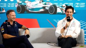 Horner diz que aprendeu a ignorar Wolff na F1