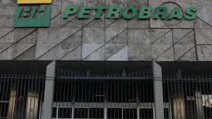 A Petrobras iniciou o processo de contratação para retomada de obras do Polo GasLub, em Itaboraí, no Rio de Janeiro.