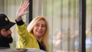 As rodas do gabinete do governo libertário da Argentina estão se desgastando na mesma medida em que a chefe de gabinete presidencial, Karina Milei, acumula cada vez mais poder.