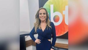A apresentadora Christina Rocha encerrou o contrato com o SBT, após 43 anos no canal. A própria emissora divulgou notícia