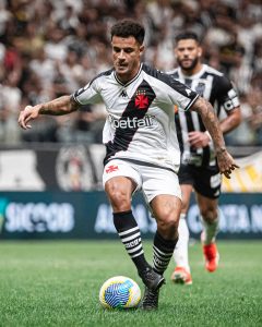 Coutinho estreia pelo Vasco em jogo contra o Atlético-MG