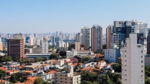 Uma pesquisa do Anuário Brasileiro de Segurança Pública reuniu dados de violência nas cidades brasileiros com mais de 100 mil habitantes.