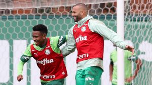 Palmeiras pode ter surpresa na escalação para enfrentar o Botafogo na Libertadores