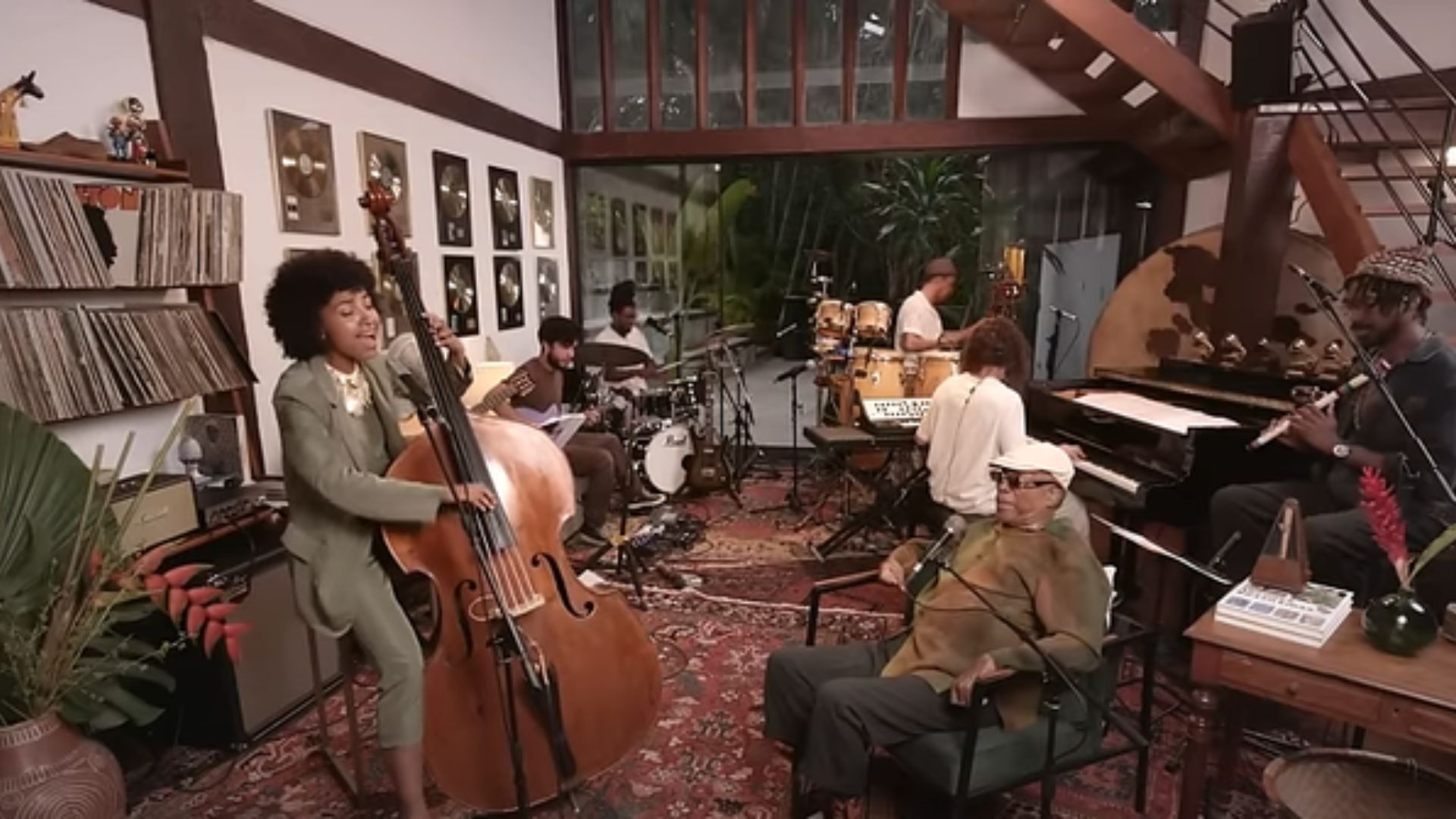 Milton Nascimento records an intimate performance with Esperanza Spalding.