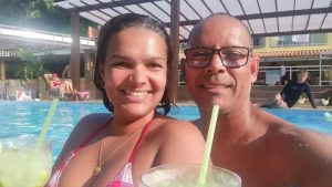 Elaine Esteves Pereira, de 39 anos, foi morta por um tiro disparado pela polícia após fugir de uma perseguição junto ao seu marido.