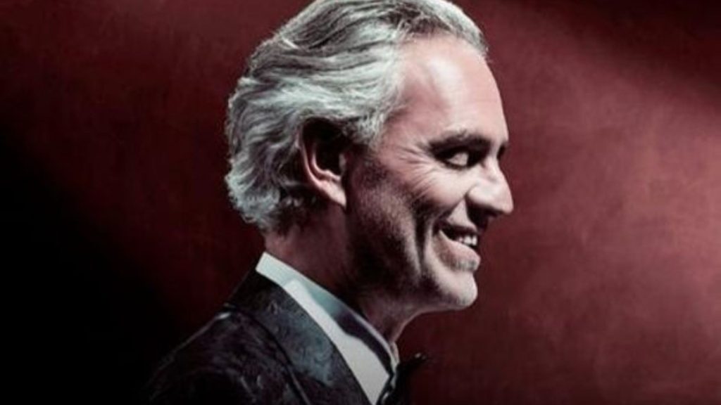 Muito além de apenas encarar a cegueira, Andrea Bocelli transformou o que poderia ser uma limitação em um trampolim para o sucesso