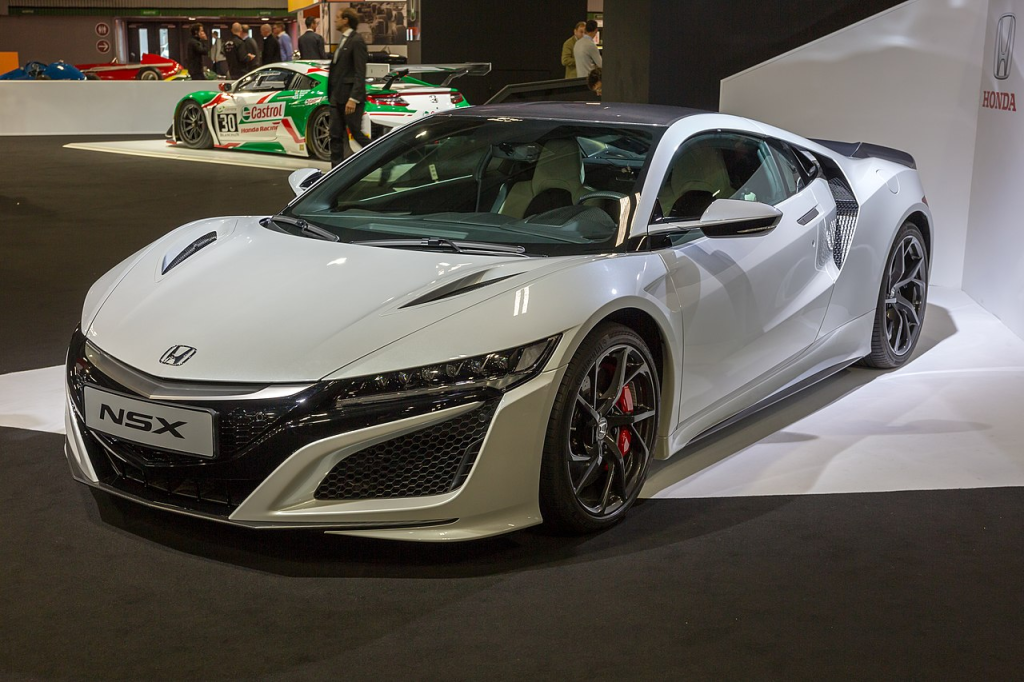 5 carros que começam com a letra 
