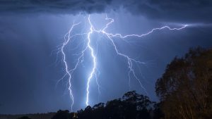 Alerta de temporais no sul: baixa pressão traz chuvas intensas e granizo