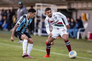 Terans realiza pré-temporada e avalia permanência no Fluminense