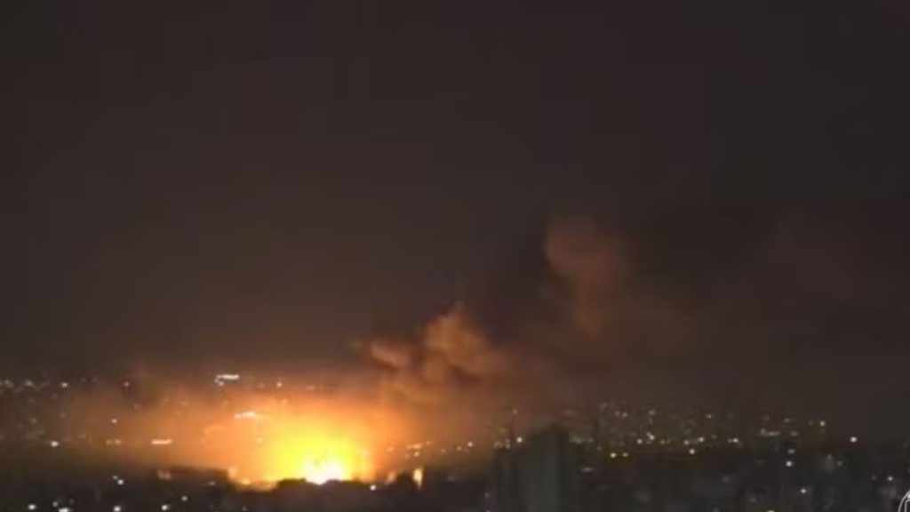 Israel mantém bombardeios a Beirute e promete resposta ao Irã; Líbano quer trégua