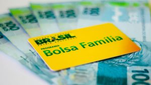 Aumento de benefícios e novas regras: O que esperar do Bolsa Família em 2025