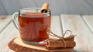 Água de goiaba e canela: uma bebida simples para acelerar a perda de peso
