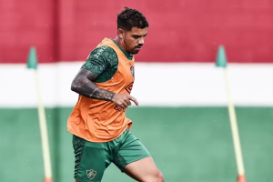 Terans define futuro e deve deixar o Fluminense para jogar no Peñarol