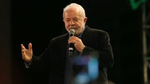 lula-anuncia-aumento