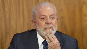 Nesta quinta-feira (9), o presidente Luiz Inácio Lula da Silva (PT) expressou preocupação com mudanças recentes anunciadas pela Meta.