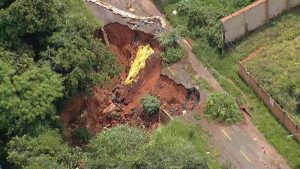 O impacto das fortes chuvas em Minas Gerais tem se agravado rapidamente. Em apenas sete dias, o número de mortes mais que dobrou.