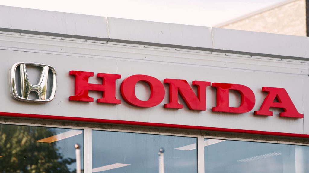 Essa é a moto mais acessível da Honda e seu preço surpreende