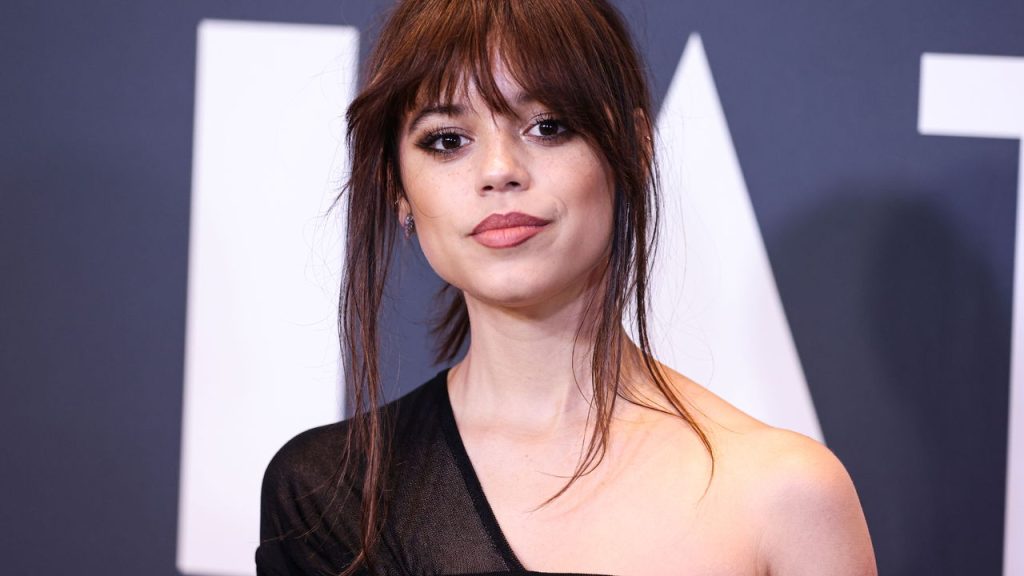 O crescimento de Jenna Ortega em Hollywood! Conheça mais sobre a atriz