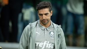 Ex-Flamengo é favorito para assumir Seleção Brasileira