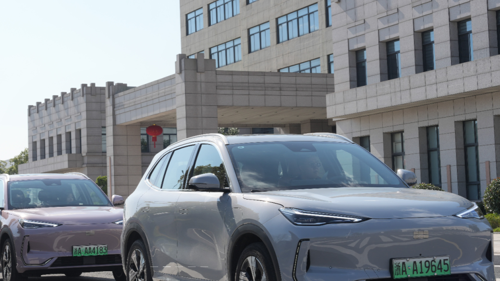 Parceria bombástica? Renault e Geely podem unir forças para trazer carros chineses ao Brasil!