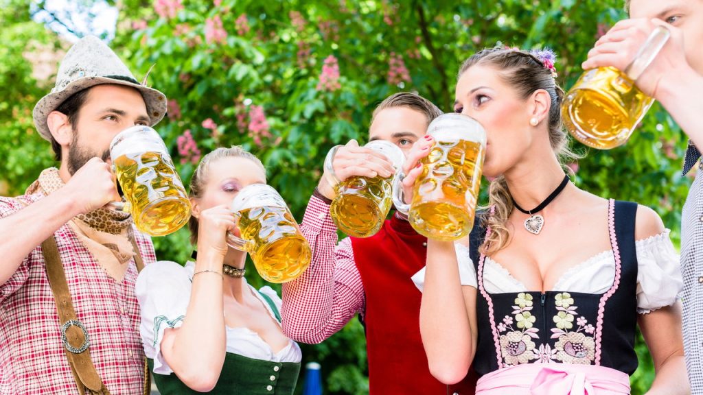 Oktoberfest pelo mundo: como a tradição alemã conquistou diferentes países