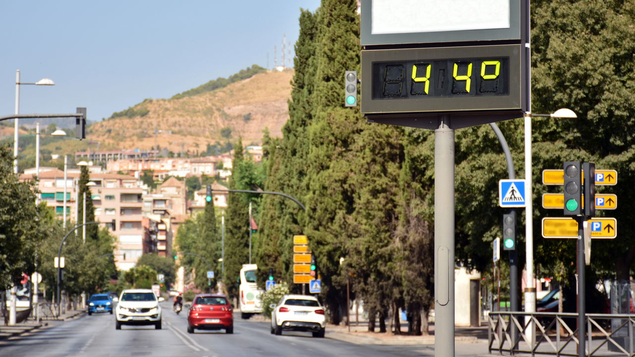Diversas cidades no sul sofrem com calor de até 44°C