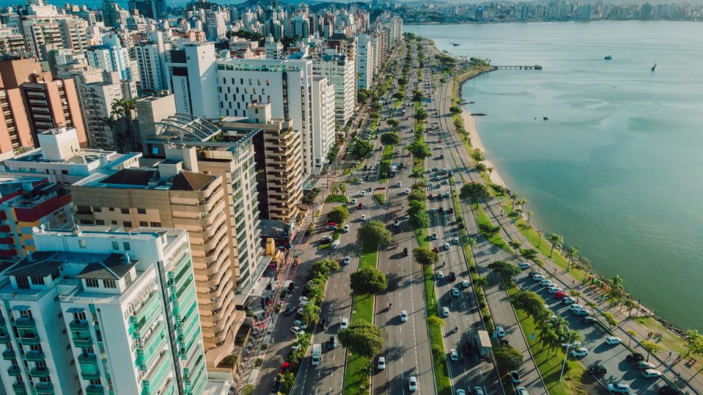 Famílias estão fugindo das grandes cidades e o motivo é alarmante