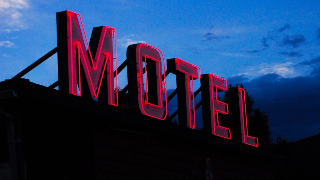 Um homem de 33 anos foi detido em Goiás após se recusar a pagar a conta de um motel e o serviço de uma garota de programa