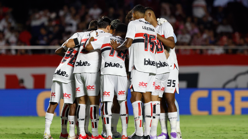 São Paulo x Santos: veja onde assistir, horário e escalações do duelo imperdível
