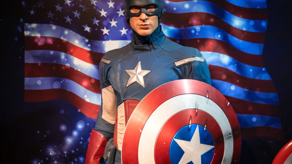 Quais as diferenças entre super-heróis e anti-heróis?