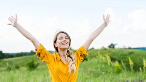 4 signos serão abençoados pela felicidade neste domingo! Veja