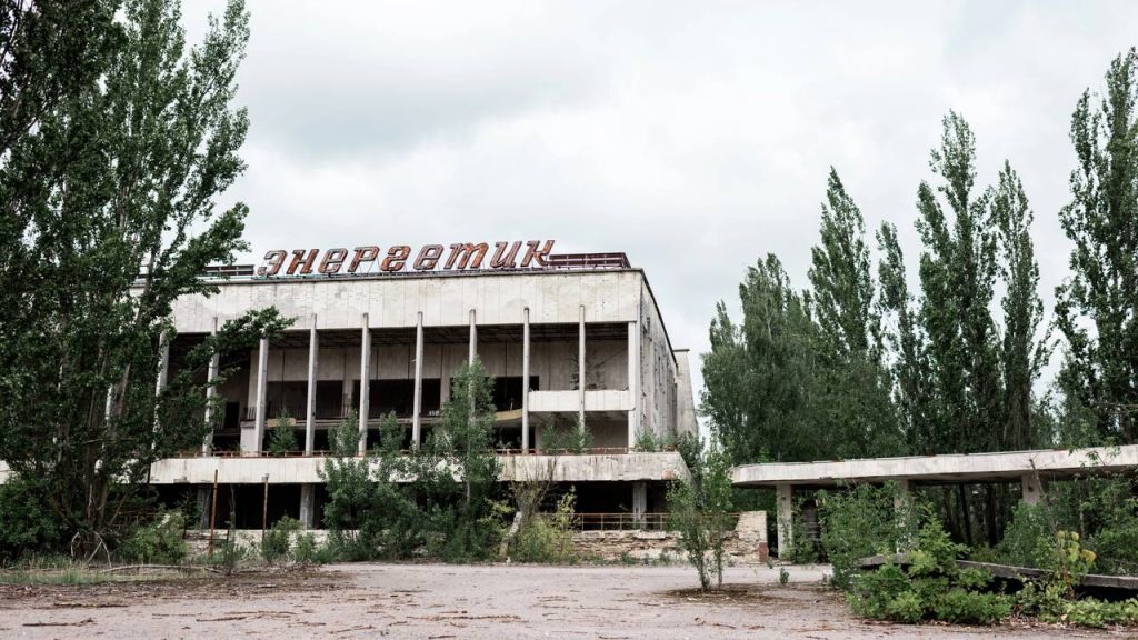Décadas depois, a estrutura continua perigosa mas bem menos letal que antes