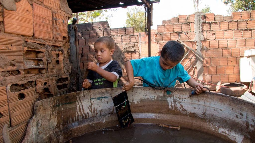 Higienização inadequada ou atrasada aumenta risco de doenças transmitidas pela água contaminada