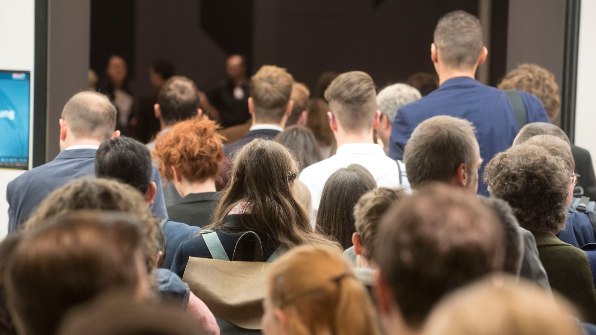 Impacto das pausas na carreira e desigualdades no retorno ao mercado de trabalho