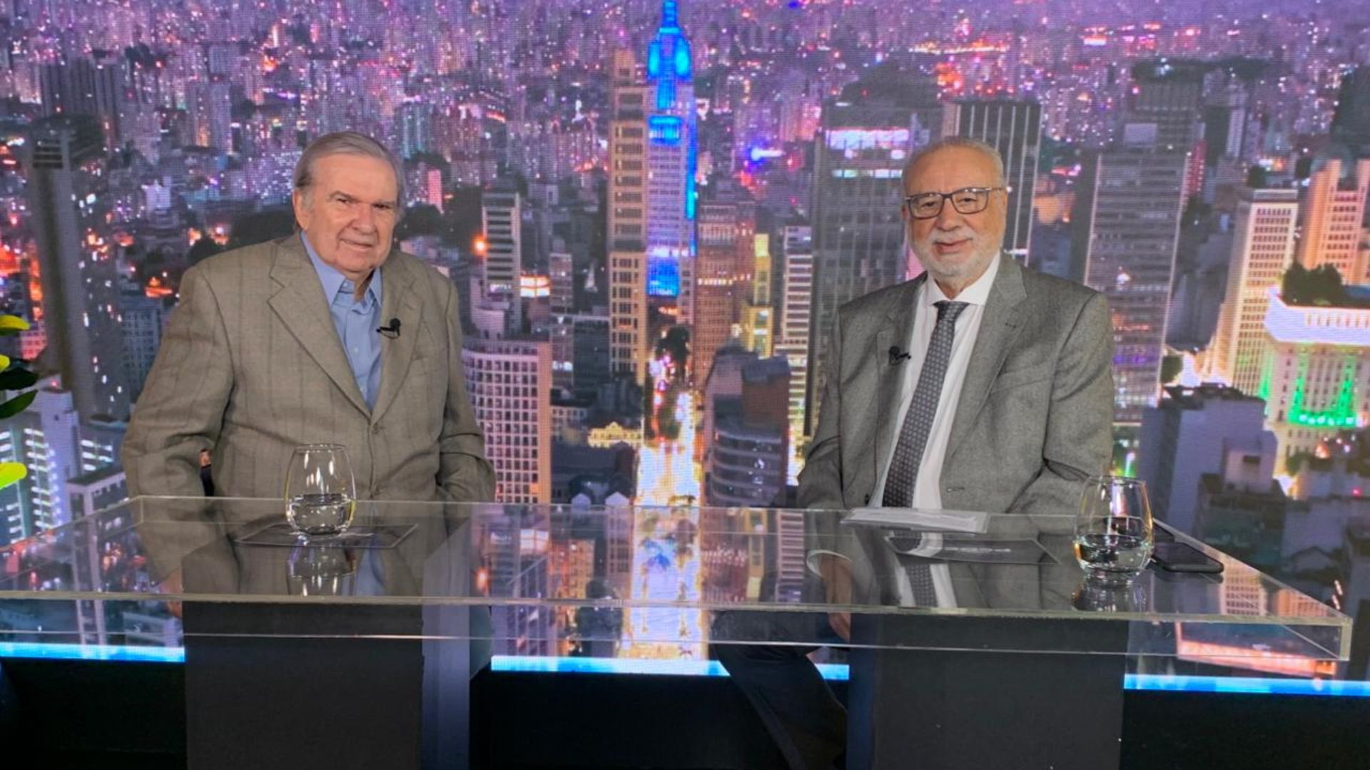 Fausto Camunha relembra seis décadas de história e bastidores da política brasileira