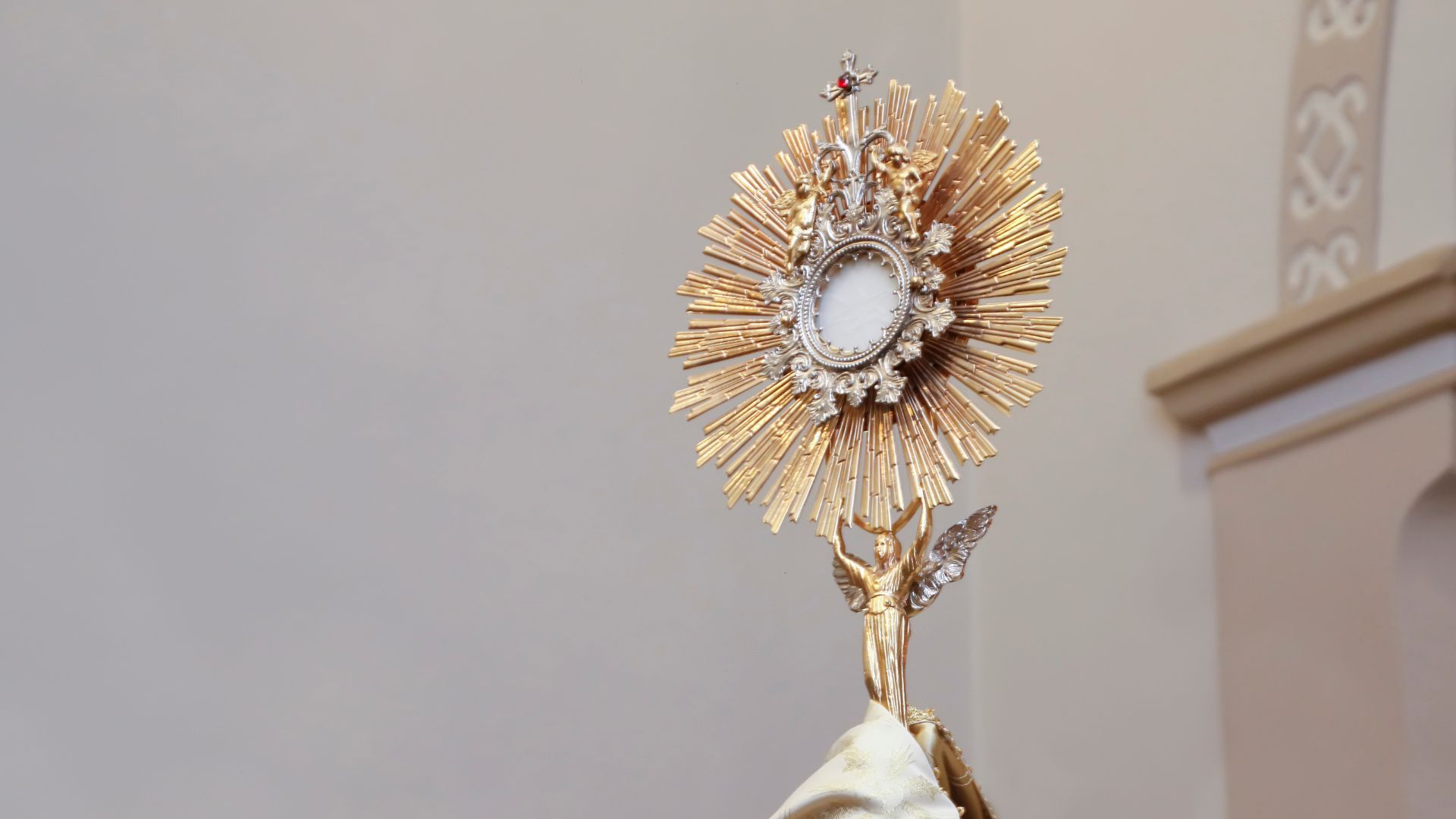 Corpus Christi: saiba se você terá direito a folga ou pagamento em dobro no dia 4 de junho
