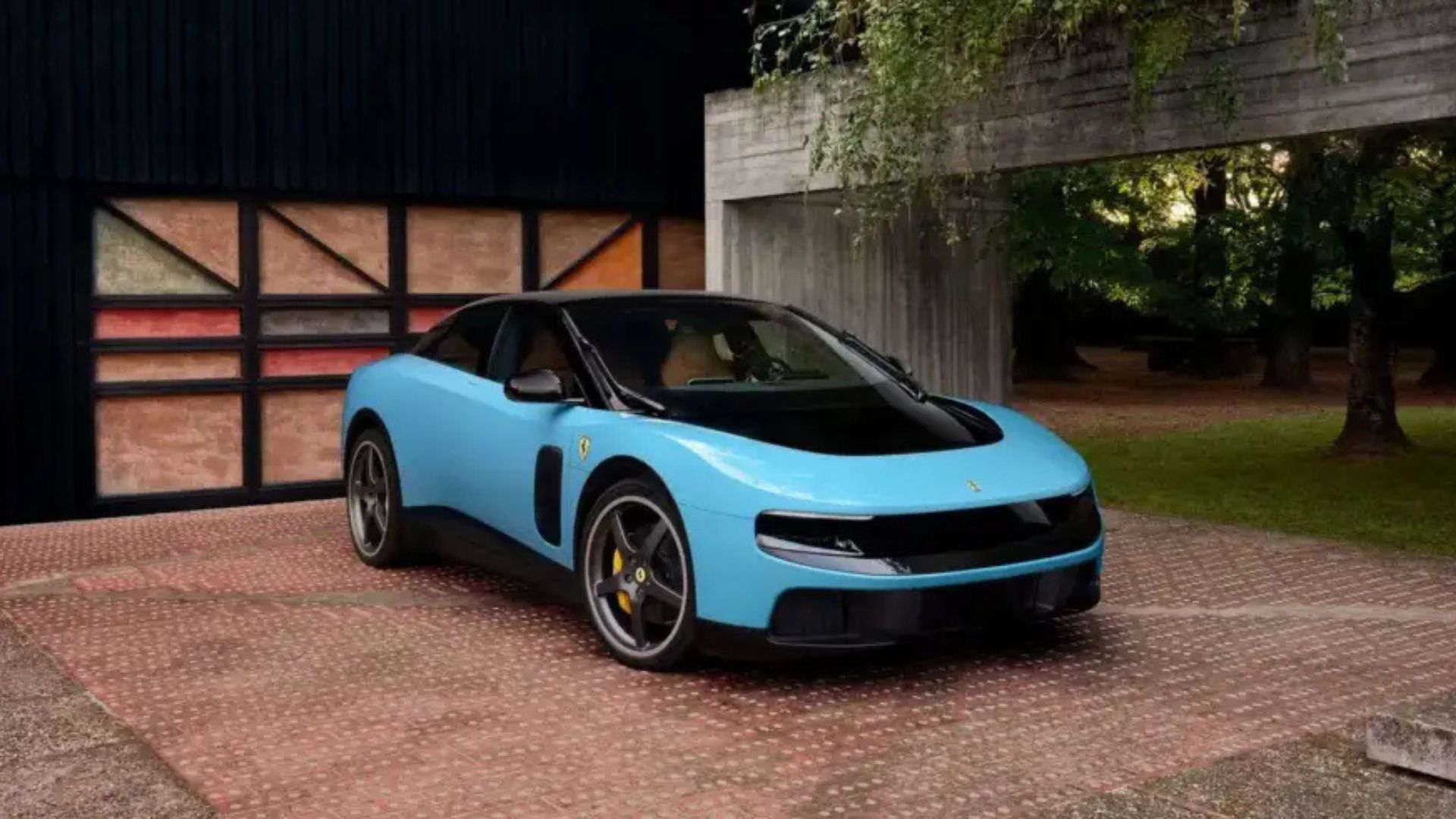Ferrari lança Luce, seu primeiro supercarro 100% elétrico com 1.050 cv