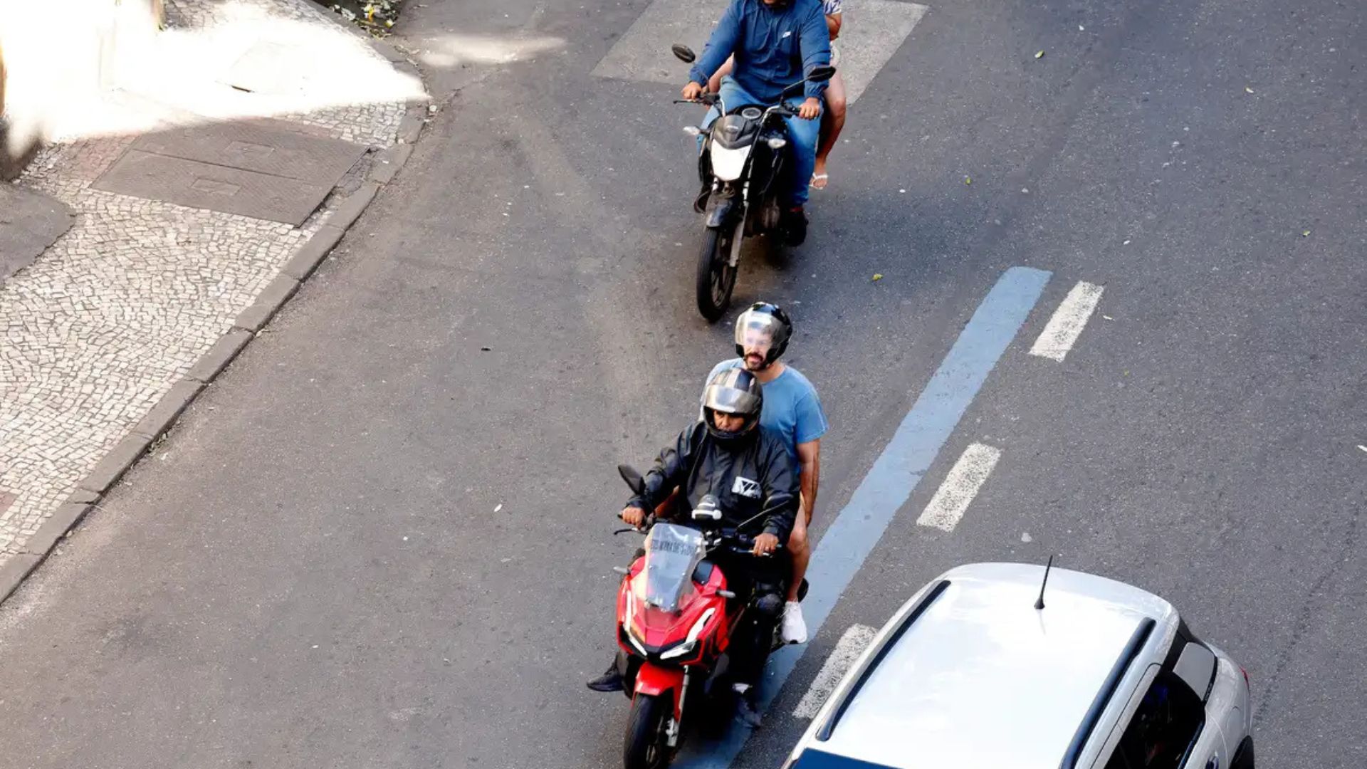Itens obrigatórios para motociclistas que salvam vidas em uma queda